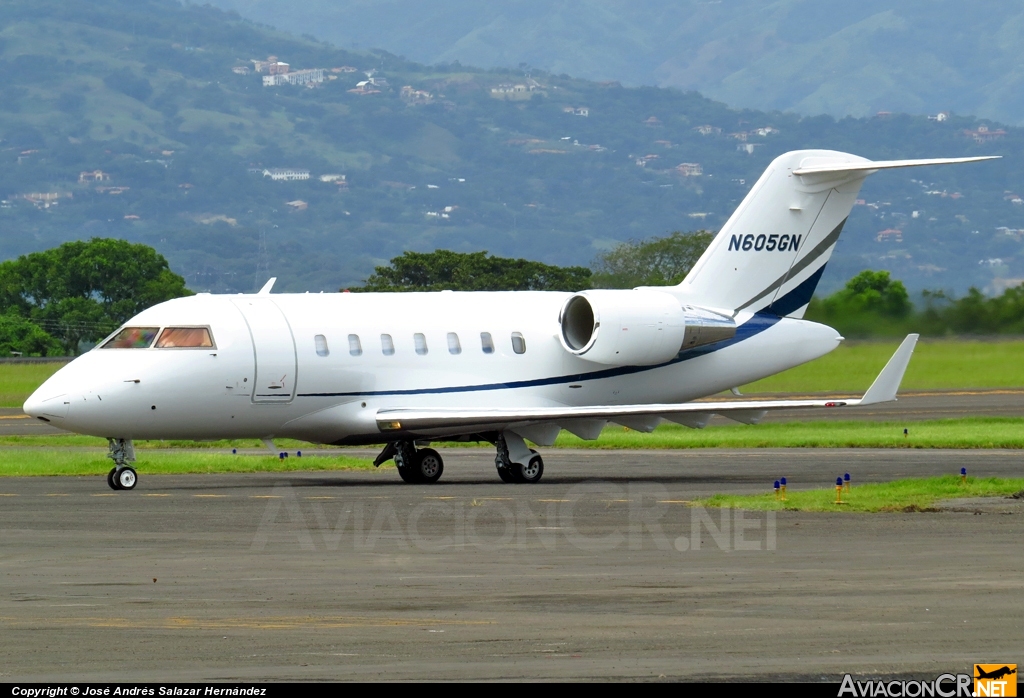 N605GN - Canadair CL-600-2B16 Challenger 605 - Privado