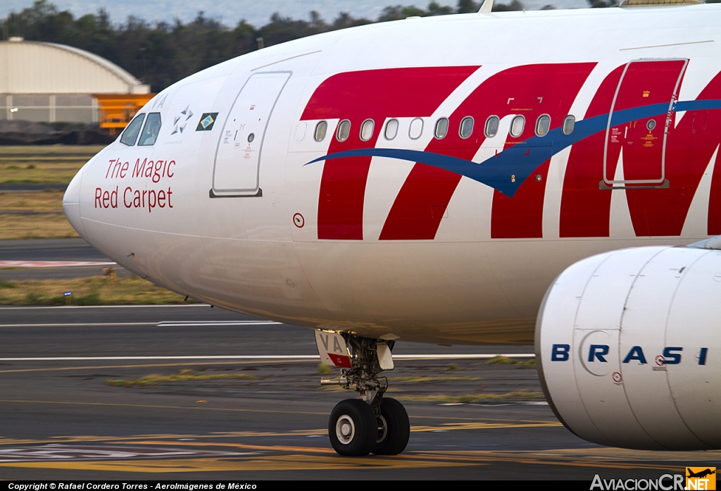 PT-MVA - Airbus A330-223 - TAM