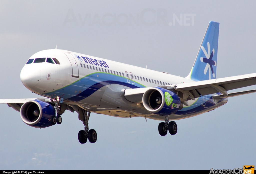 XA-INJ - Airbus A320-214 - Interjet
