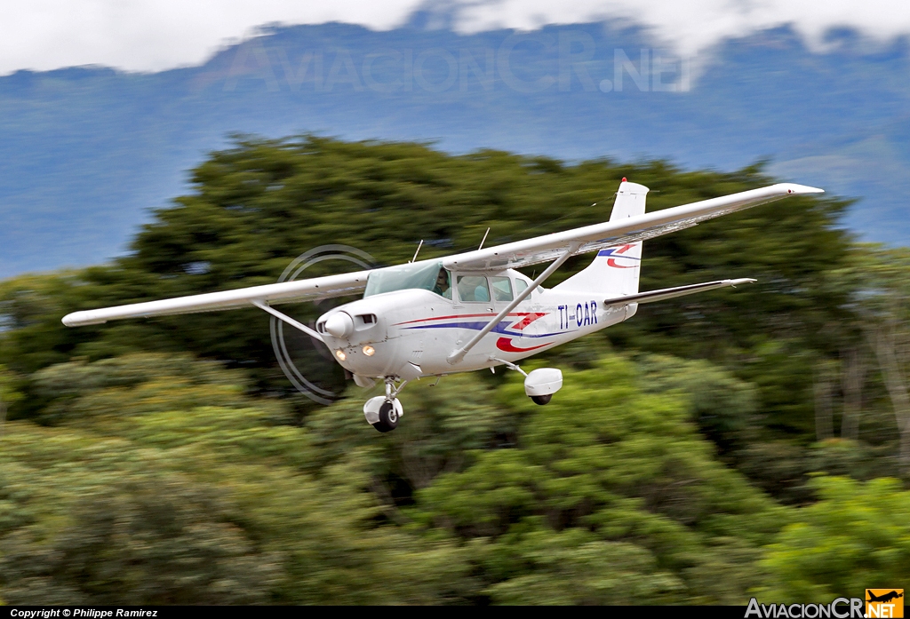 TI-OAR - Cessna U206 Turbo Stationair II - Aerobell