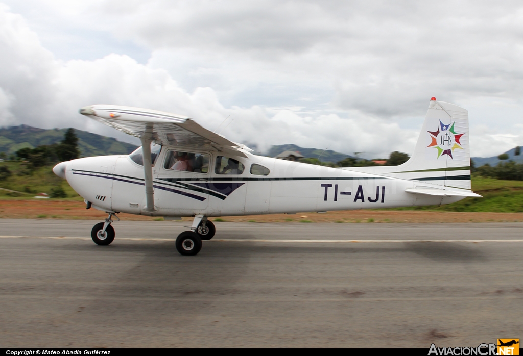 TI-AJI - Cessna 182A Skylane - Privado