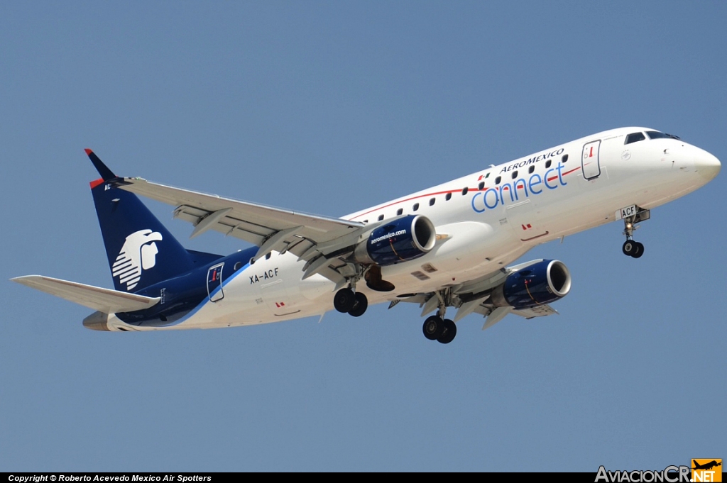 XA-ACF - Embraer ERJ-170-200LR 175LR - AeroMexico Connect