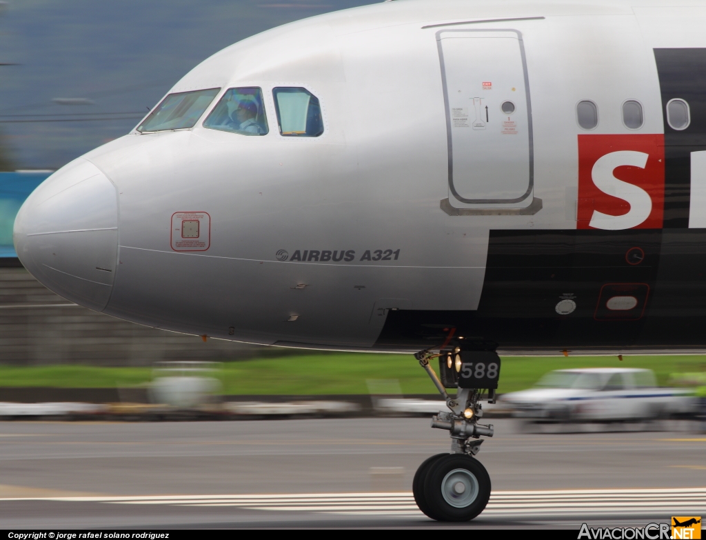 N588NK - Airbus A321-231 - Spirit Airlines