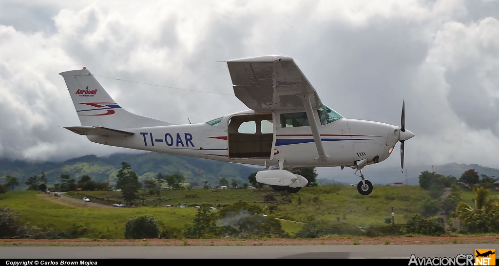 TI-OAR - Cessna TU206G Turbo Stationair II - Aerobell