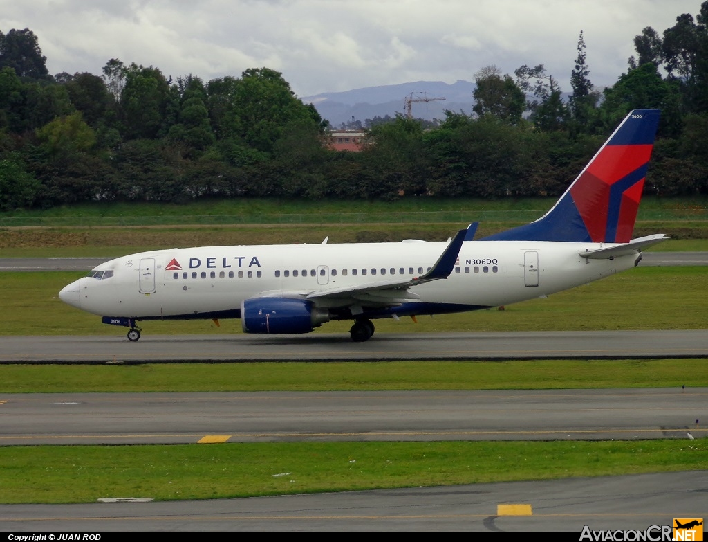 N306DQ - Boeing 737-732 - Delta Airlines