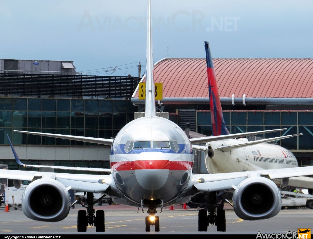 N990AN - Boeing 737-823 - American Airlines