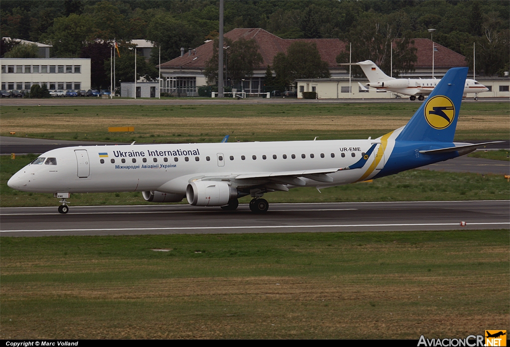 UR-EME - Embraer ERJ-195 - Ukraine International Airlines