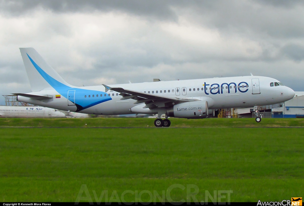 HC-CGW - Airbus A320-233 - TAME