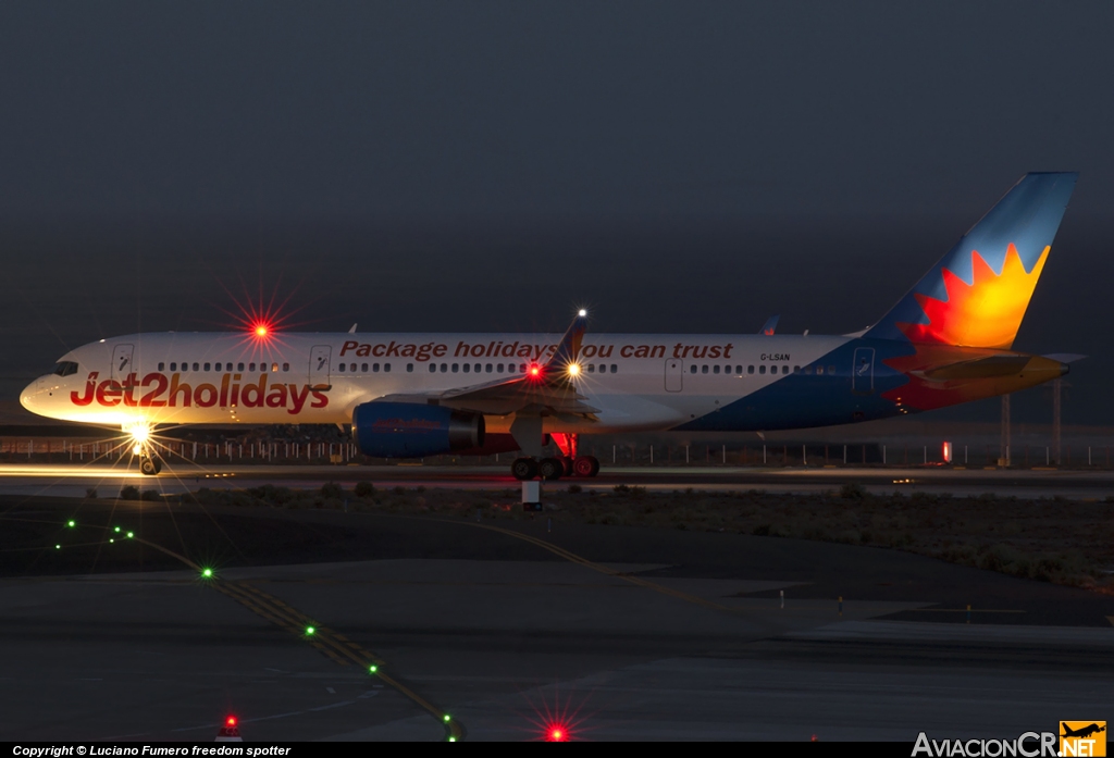 G-LSAN - Boeing 757-2K2 - Jet2.com