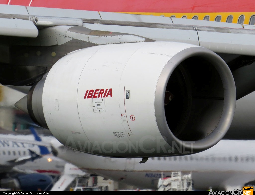 EC-IQR - Airbus A340-642 - Iberia