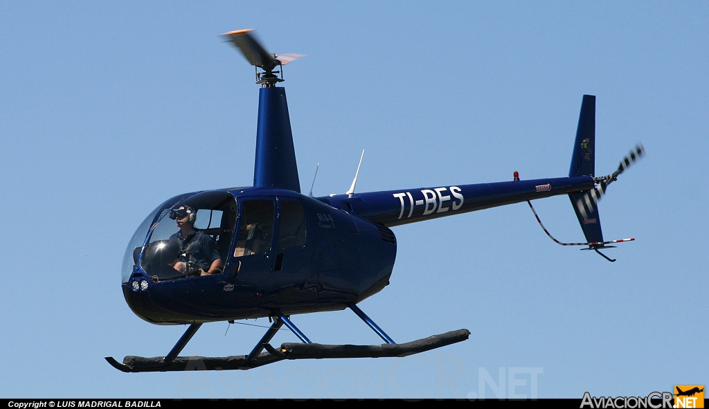 TI-BES - Robinson R44 Clipper II - Aerobell