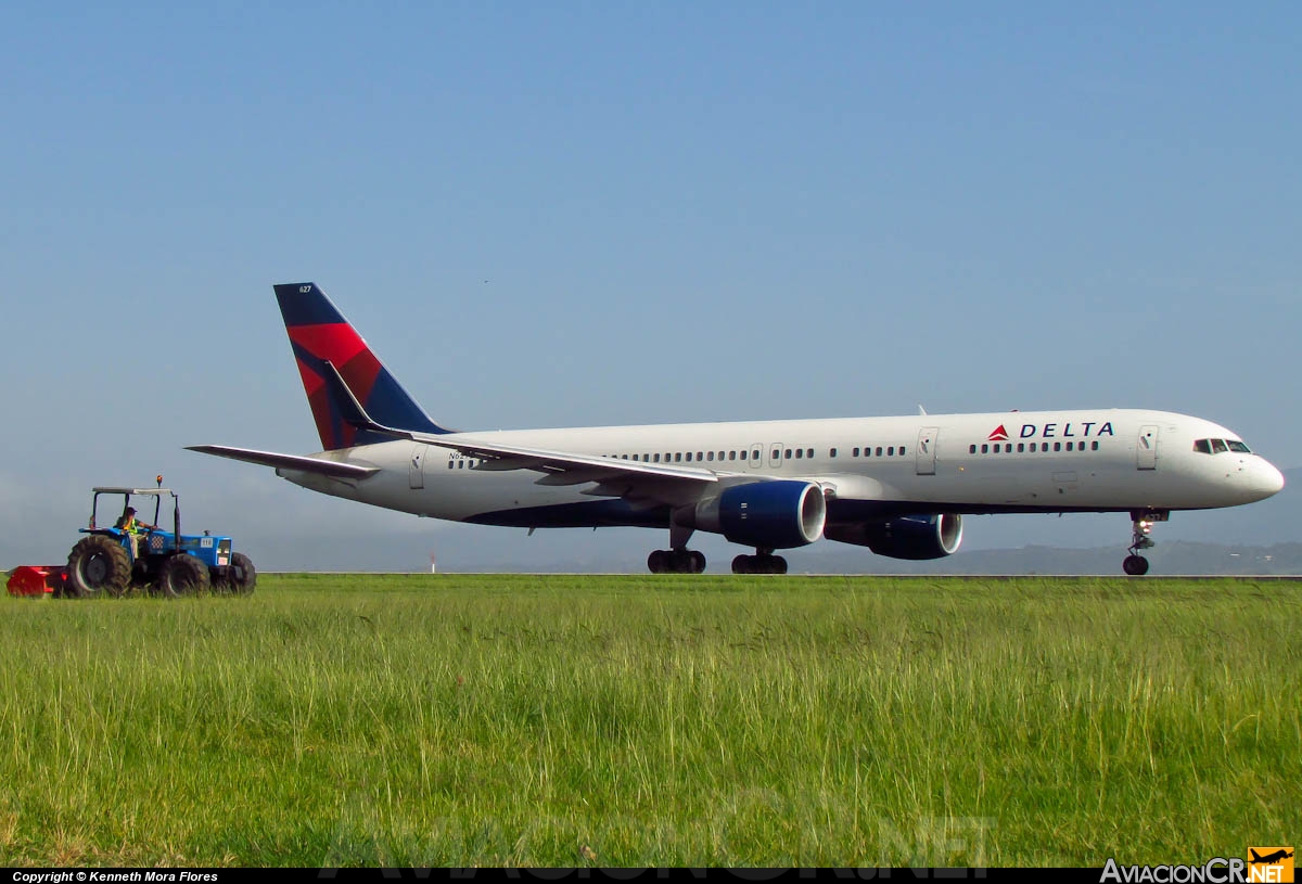 N627DL - Boeing 757-232 - Delta Airlines