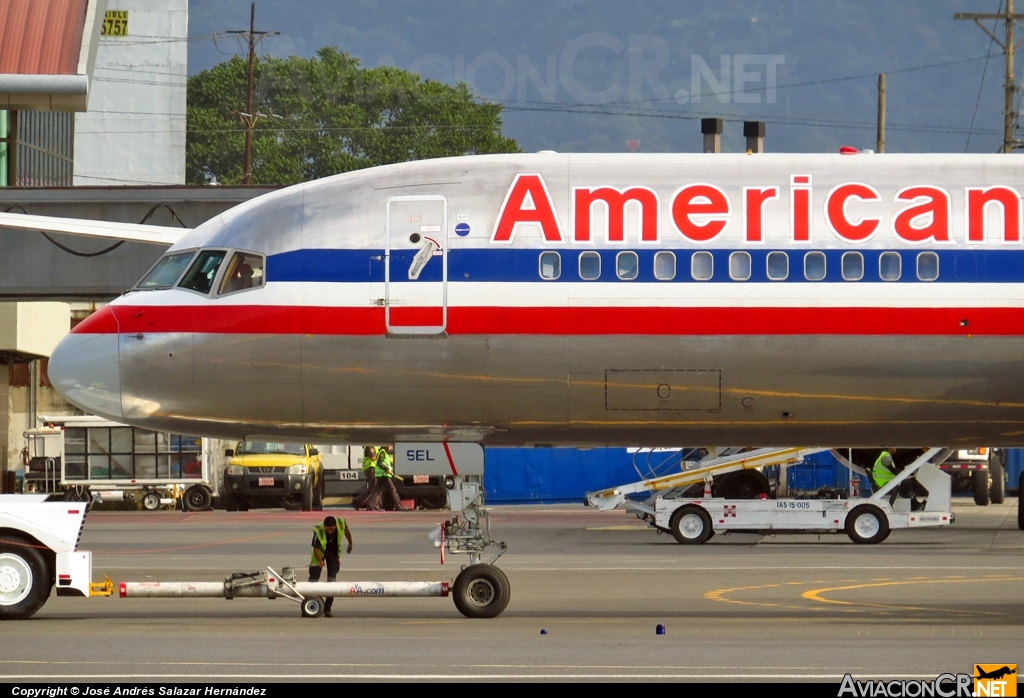 N679AN - Boeing 757-223 - American Airlines