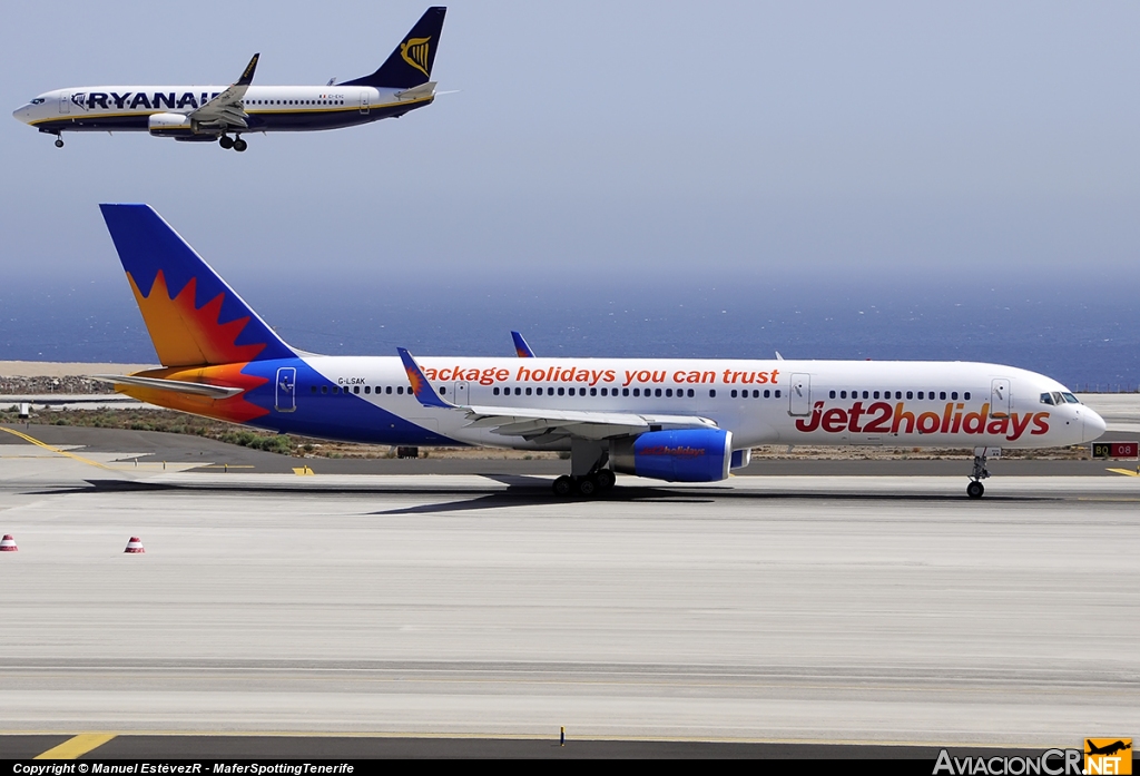G-LSAK - Boeing 757-23N - Jet2.com
