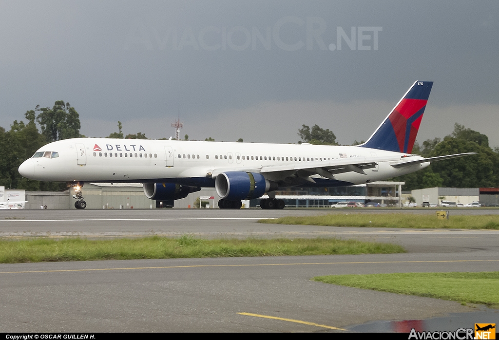 N6715C - Boeing 757-232 - Delta Airlines