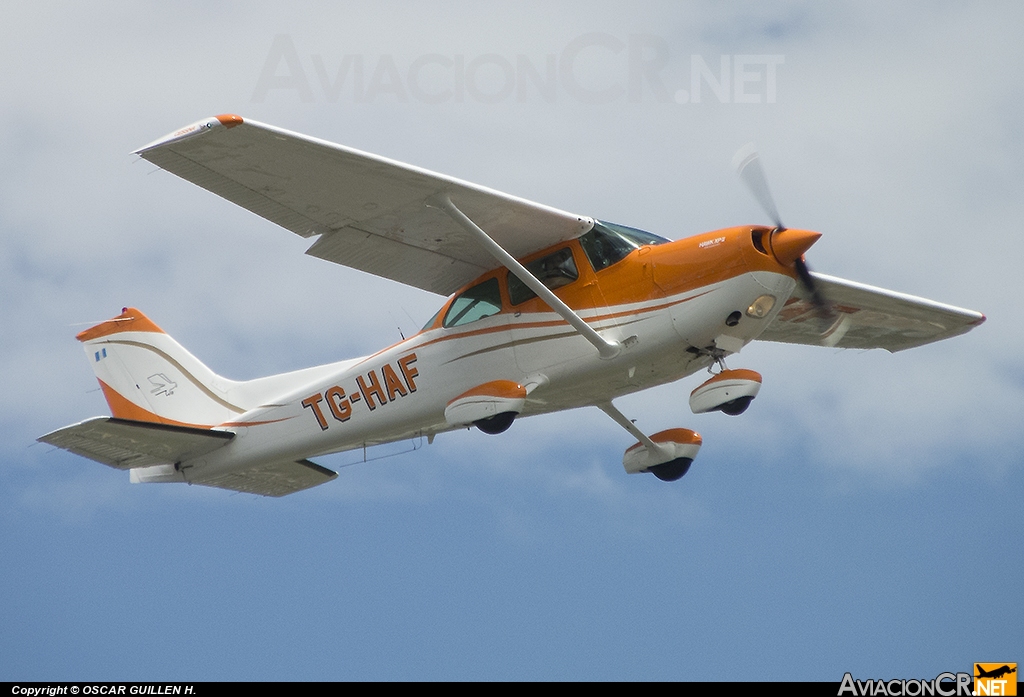 TG-HAF - Cessna R172K Hawk XP II - Privado