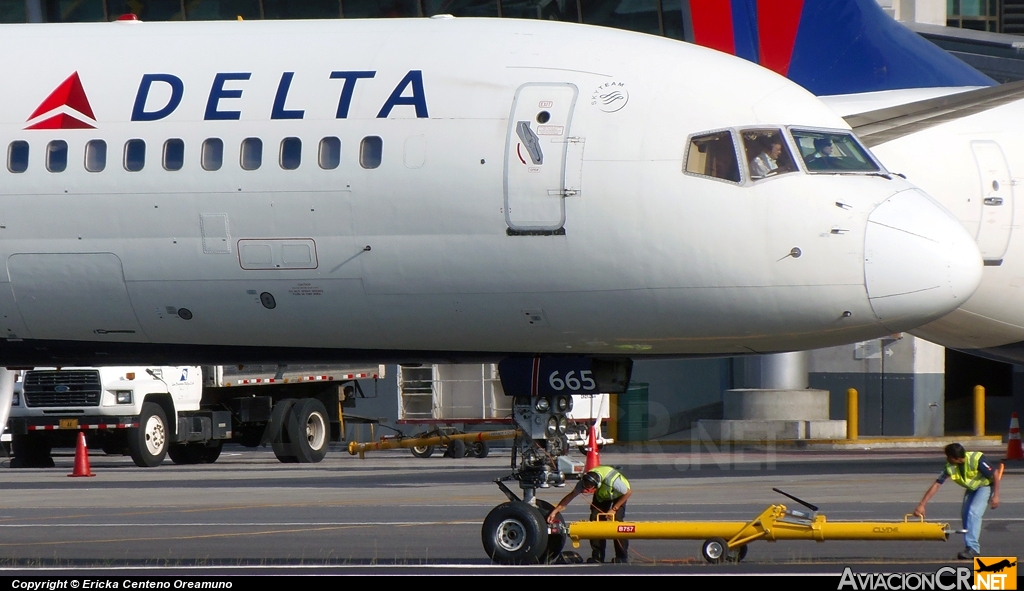N665DN - Boeing 757-232 - Delta Air Lines