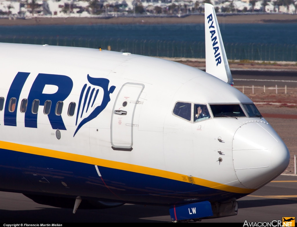 EI-DLW - Boeing 737-800 - Ryanair