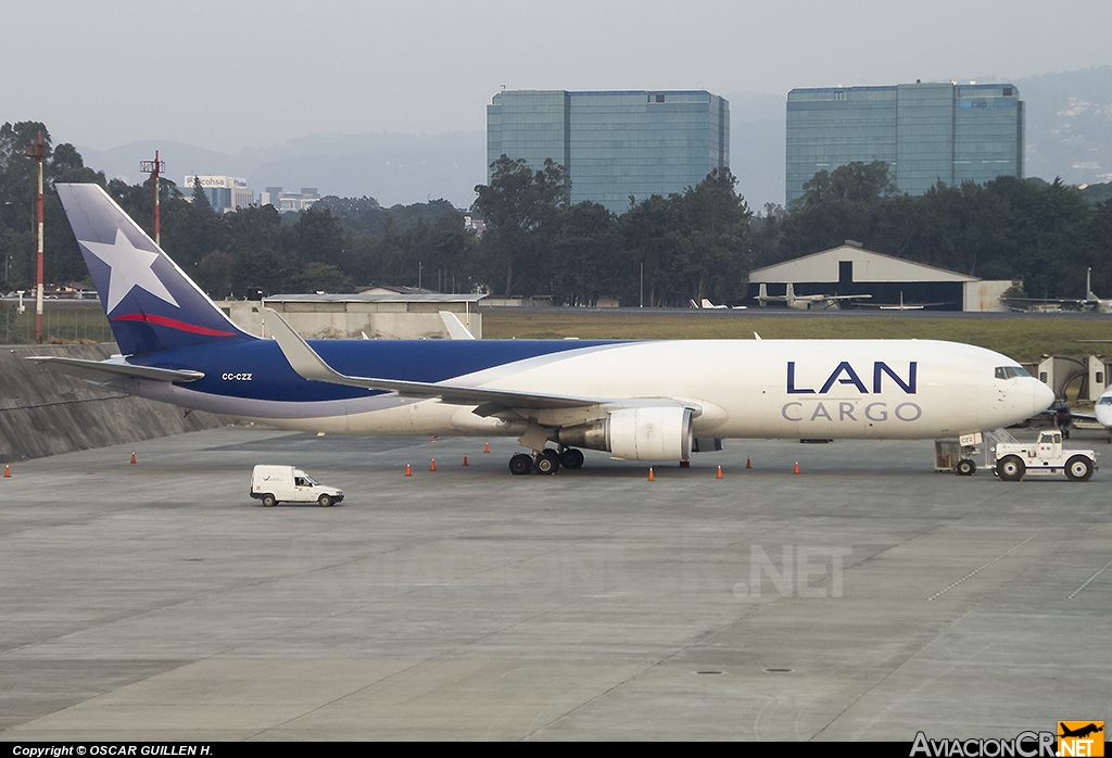 CC-CZZ - Boeing 767-316F(ER) - LAN Cargo