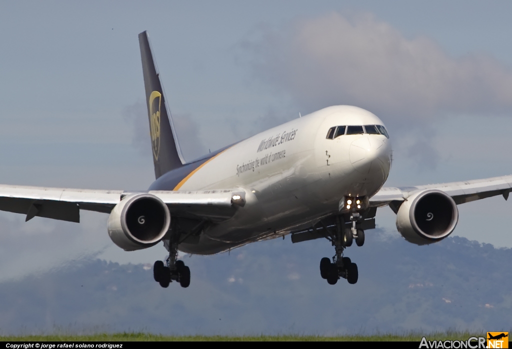 N378UP - Boeing 767-34AF/ER - United Parcel Service - UPS