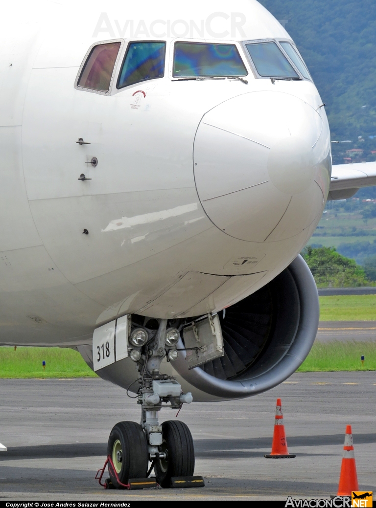 N318UP - Boeing 767-34AF/ER - United Parcel Service - UPS