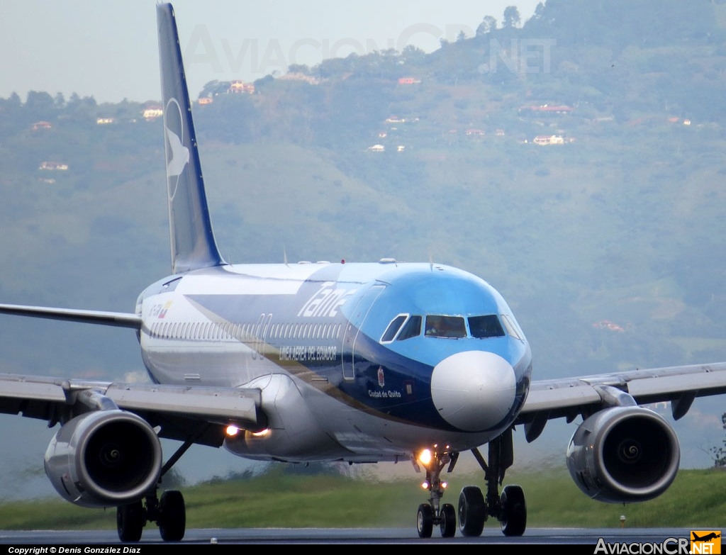 HC-CGW - Airbus A320-233 - TAME