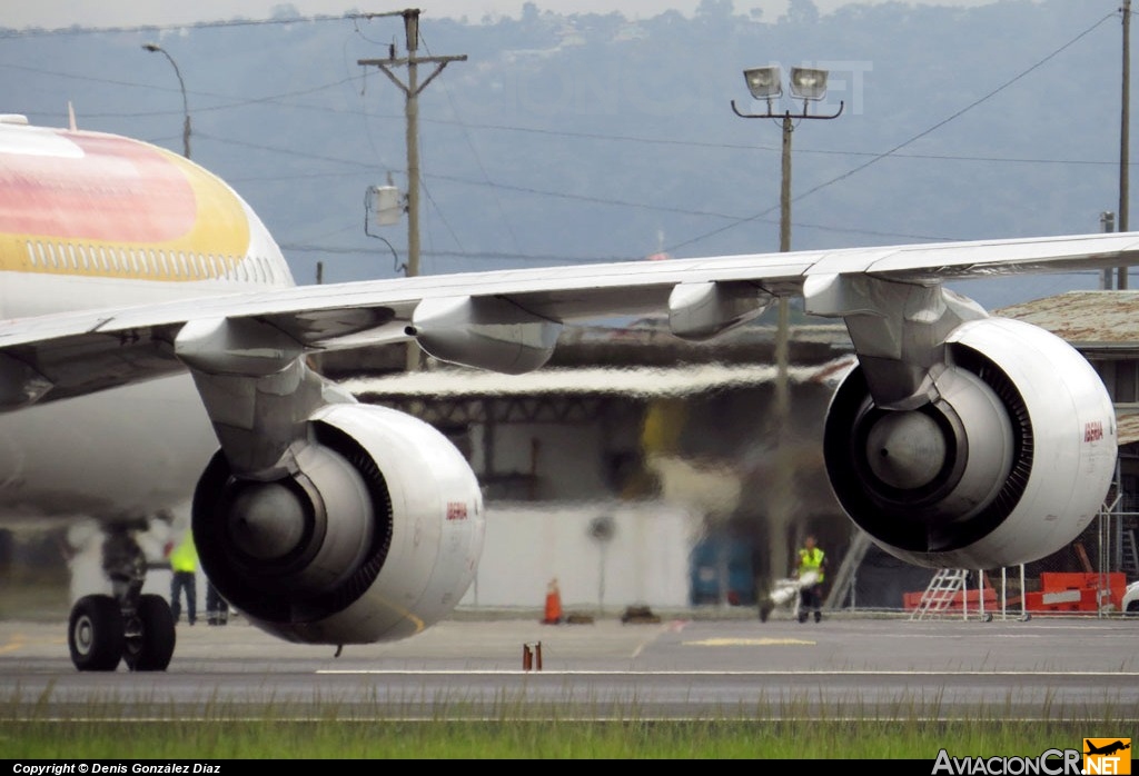 EC-IQR - Airbus A340-642 - Iberia