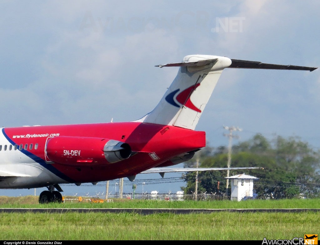 5N-DEV - McDonnell Douglas MD-83 (DC-9-83) - Dana Air