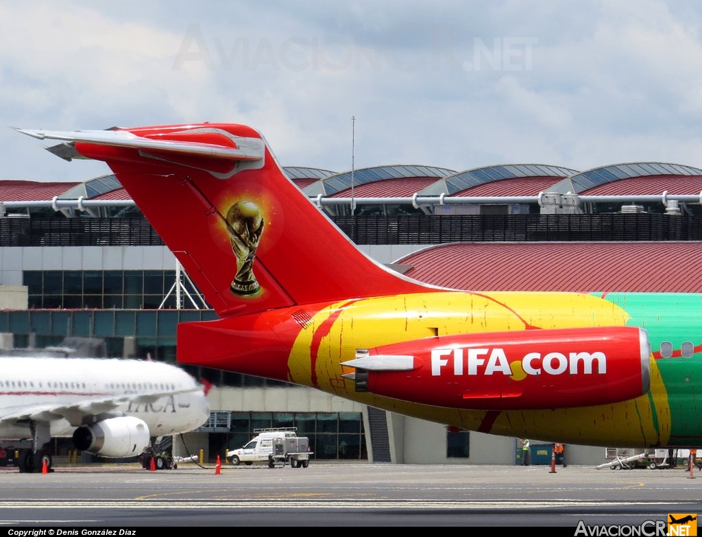 OY-RUE - McDonnell Douglas MD-83 (DC-9-83) - Danish Air Transport