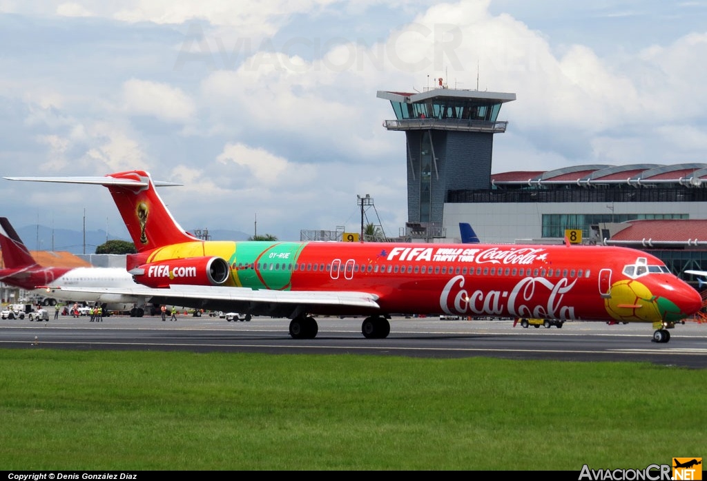 OY-RUE - McDonnell Douglas MD-83 (DC-9-83) - Danish Air Transport