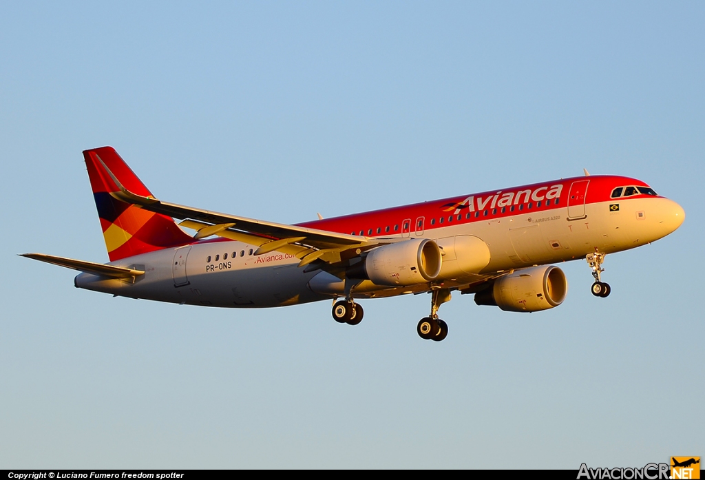 PR-ONS - Airbus A320-214 - Avianca Brasil