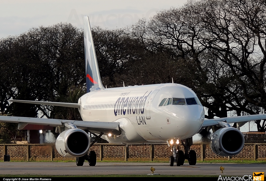 LV-BFO - Airbus A320-233 - LAN Argentina