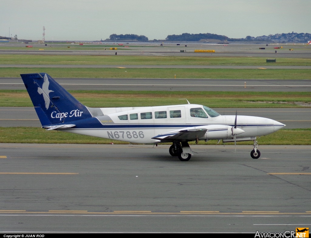N67886 - Cessna 402C - Cape Air