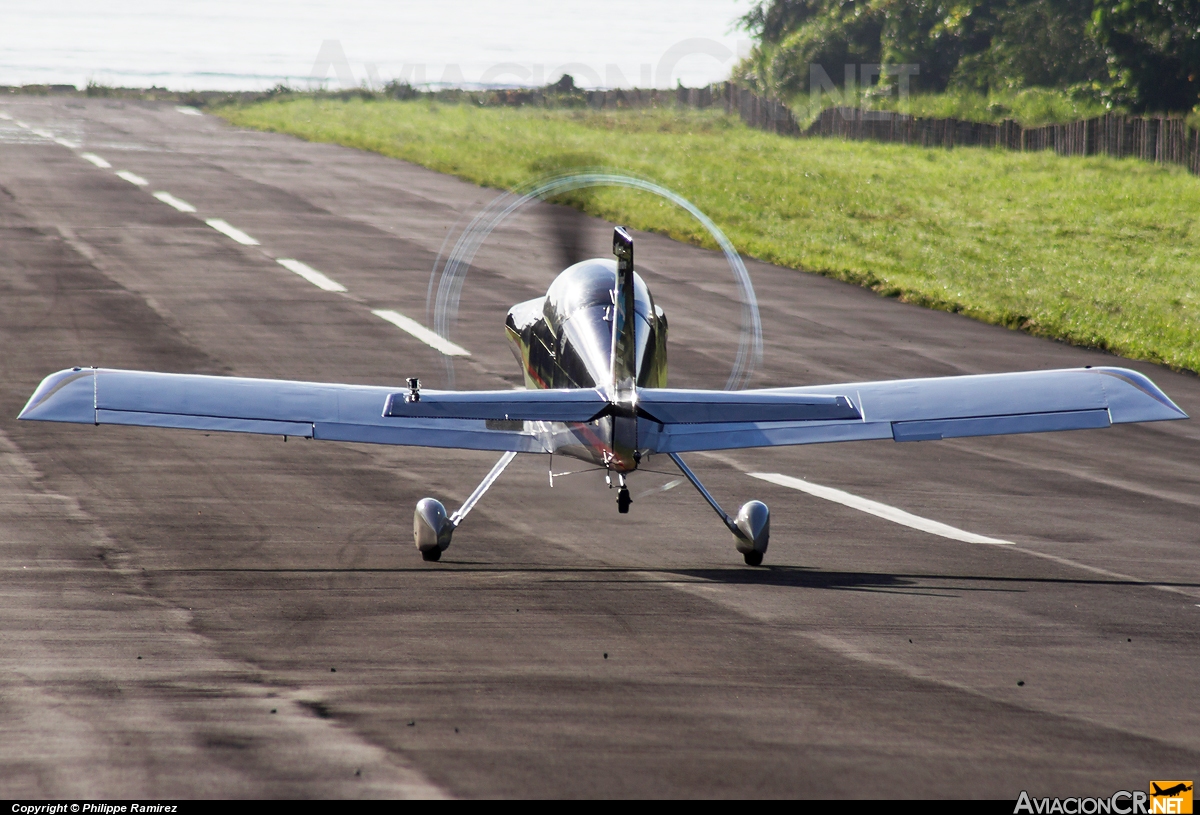 C-FZXS - Harmon Rocket II - Privado