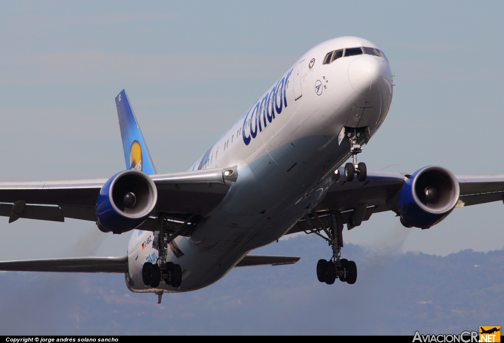 D-ABUZ - Boeing 767-330(ER) - Condor