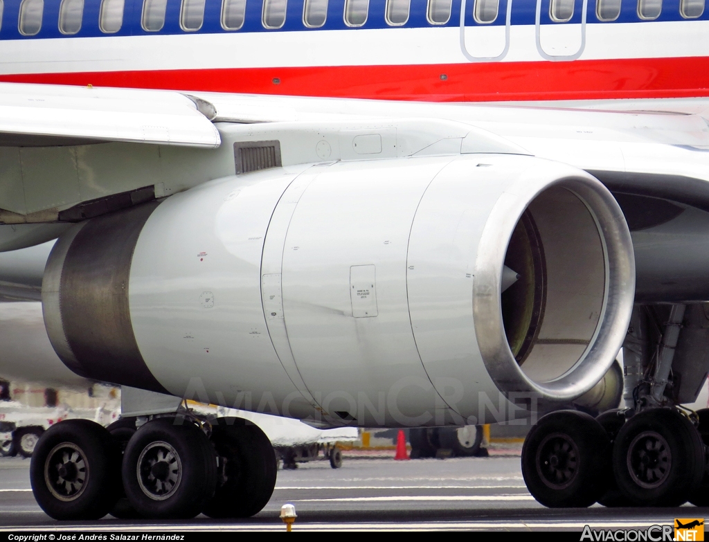 N176AA - Boeing 757-232 - American Airlines