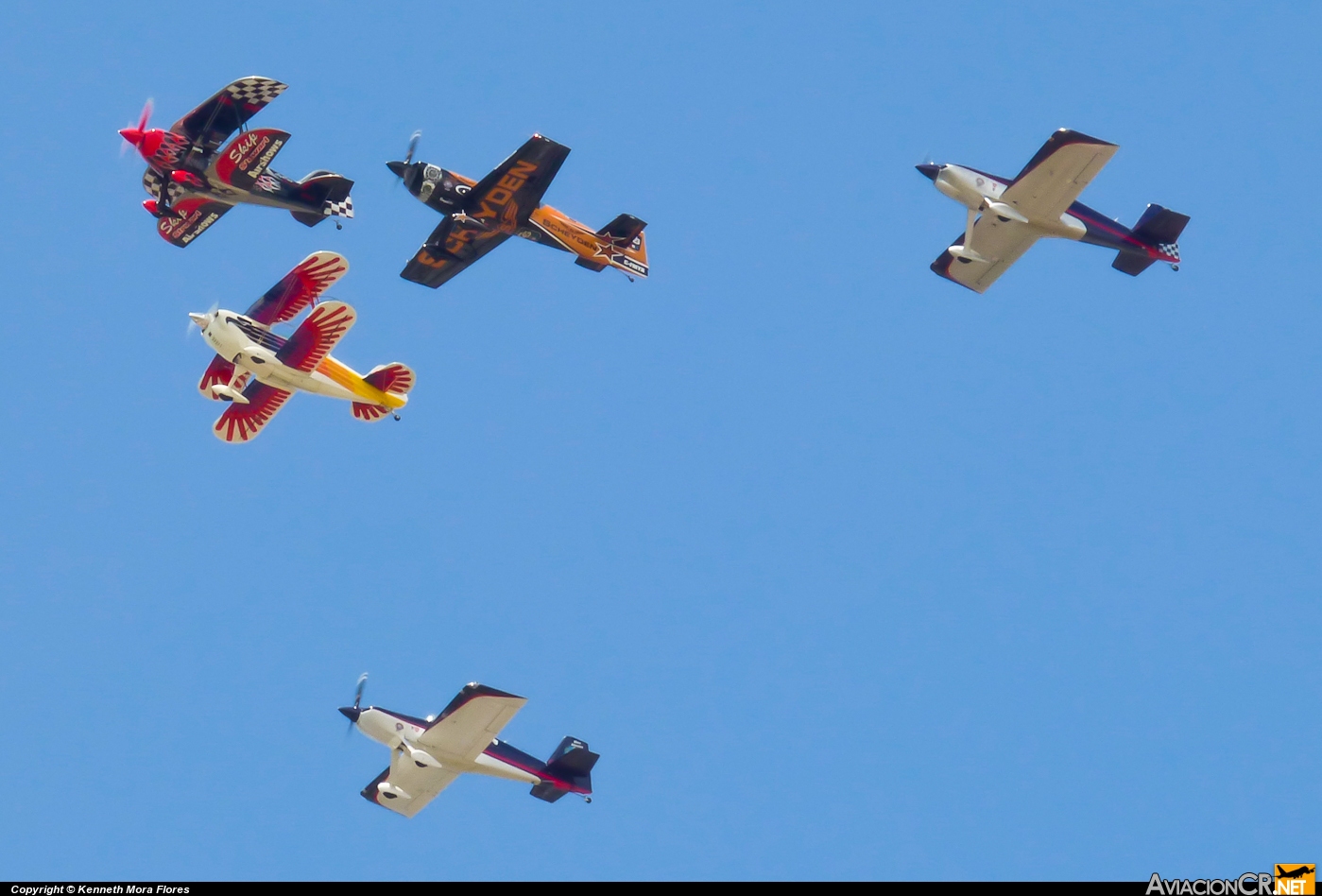 N540SS - Pitts S-2S Special - Privado