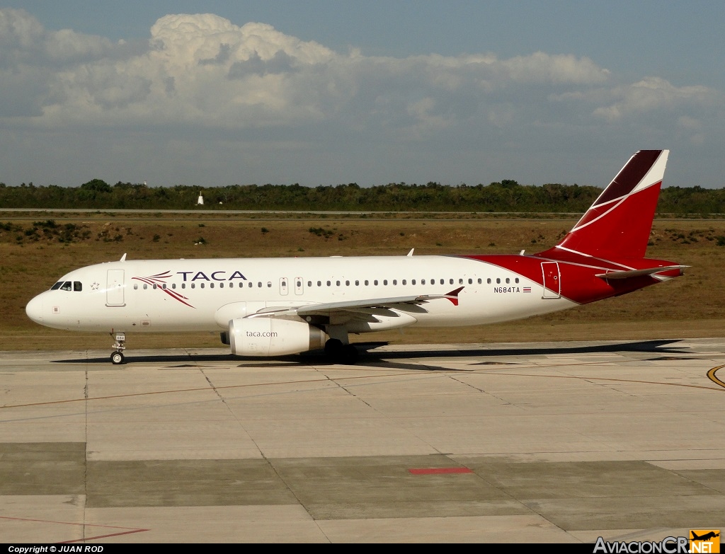 N684TA - Airbus A320-233 - TACA