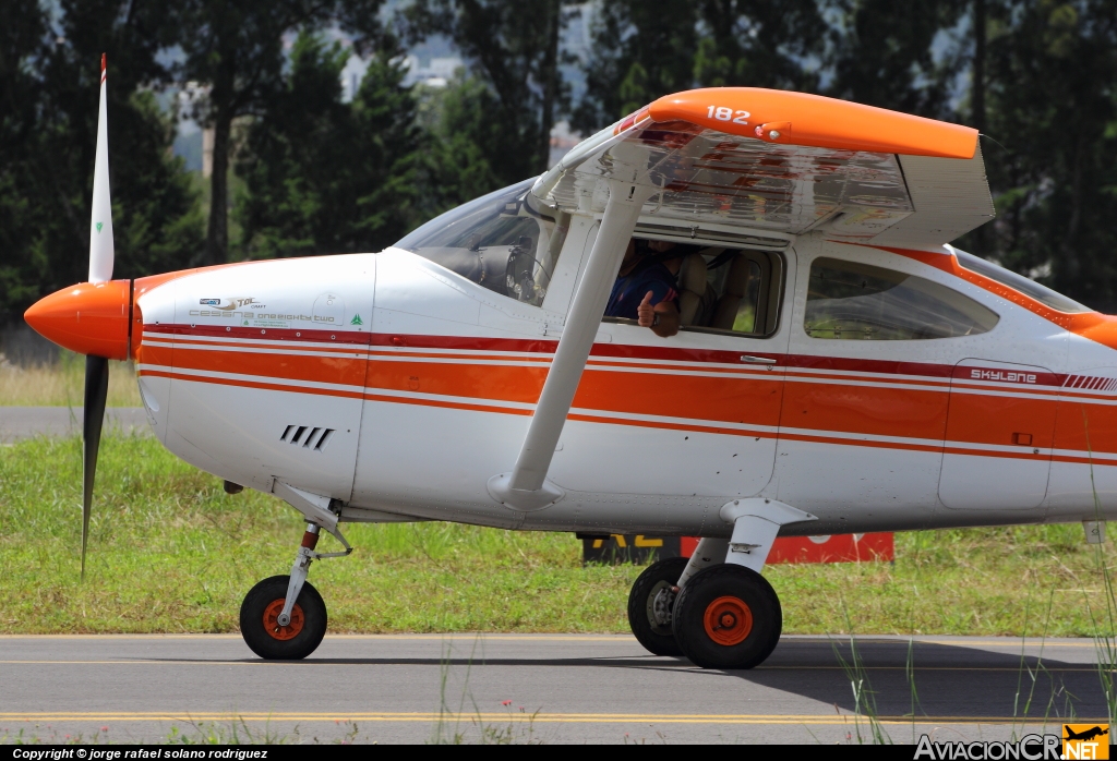 TI-ABE - Cessna 182Q Skylane II - Privado