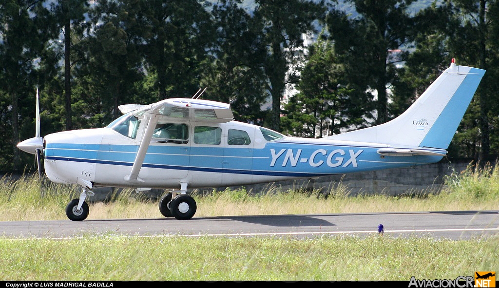 YN-CGX - Cessna 205 - Privado
