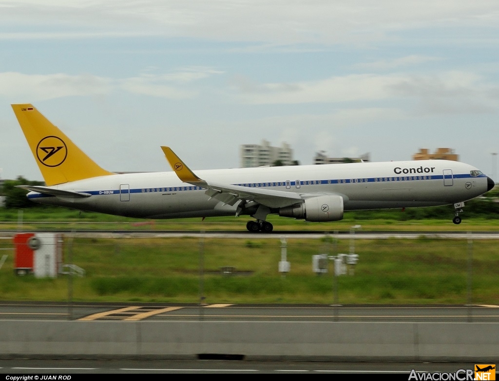D-ABUM - Boeing 767-31B(ER) - Condor