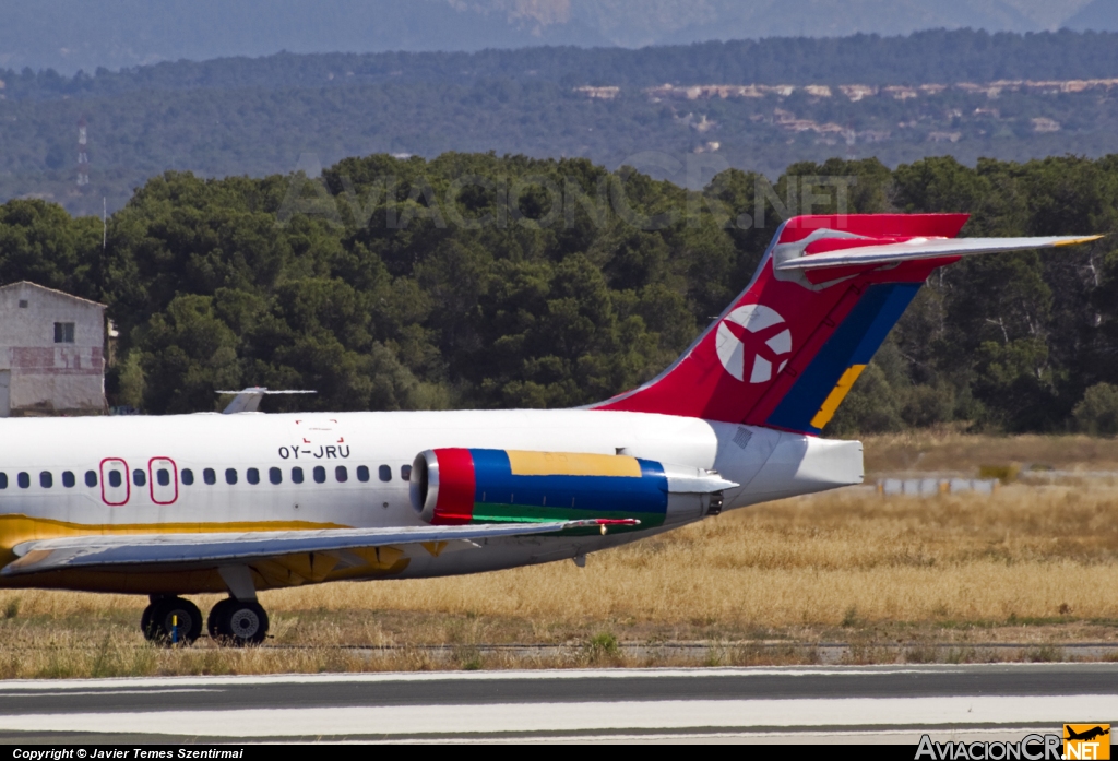 OY-JRU - McDonnell Douglas MD-87 (DC-9-87) - Vueling