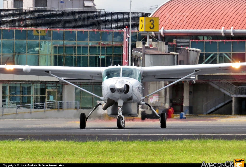 TI-BDW - Cessna 208B Grand Caravan - SANSA - Servicios Aereos Nacionales S.A.