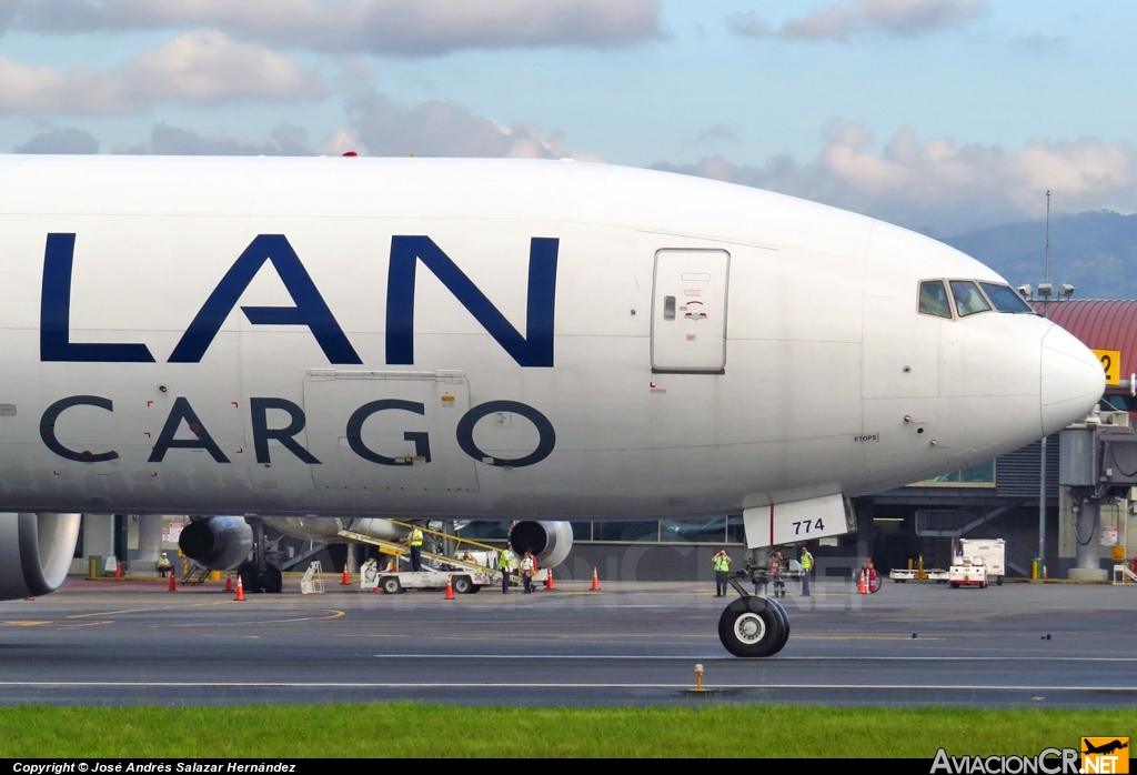 N774LA - Boeing 777-F6N - LAN Cargo