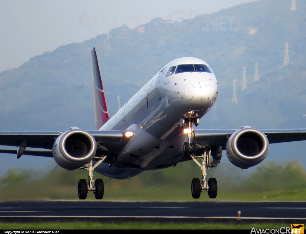 N984TA - Embraer 190-100IGW - TACA