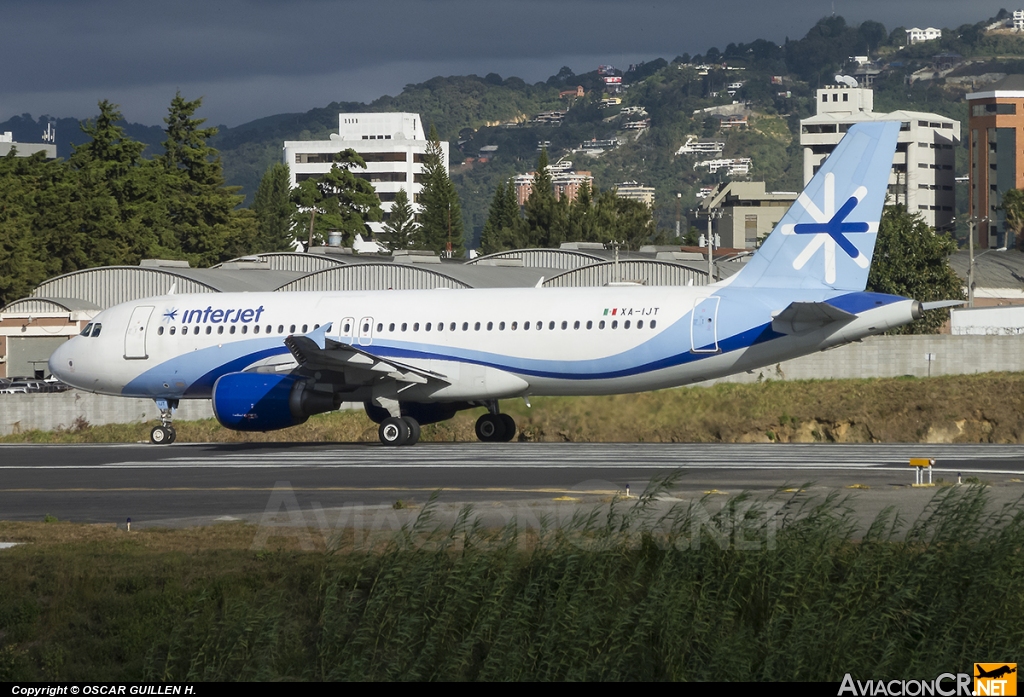 XA-IJT - Airbus A320-214 - Interjet