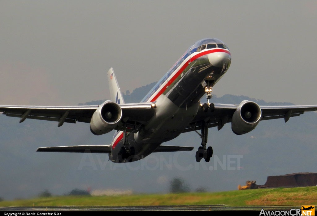 N601AN - Boeing 757-223 - American Airlines