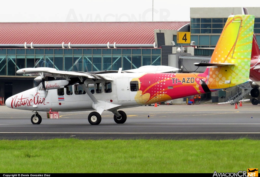 TI-AZD - De Havilland Canada DHC-6-300 Twin Otter - Nature Air