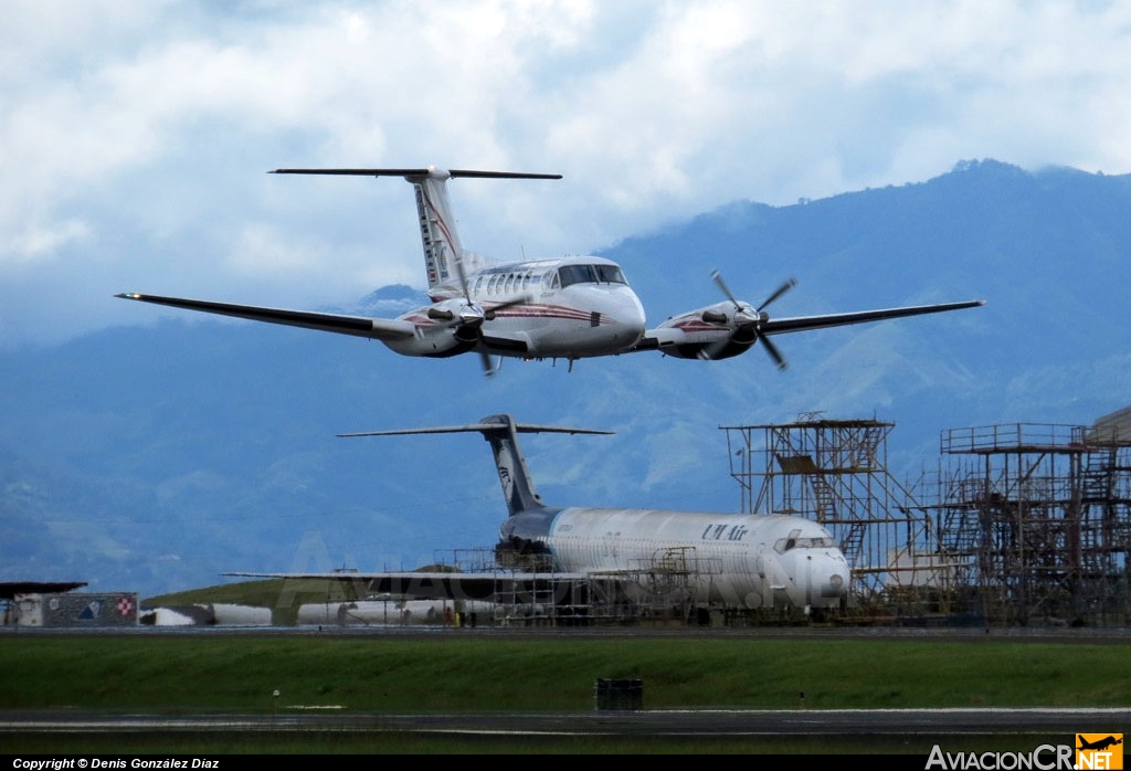 YS-III-N - Beechcraft 200 - Super King Air - COCESNA