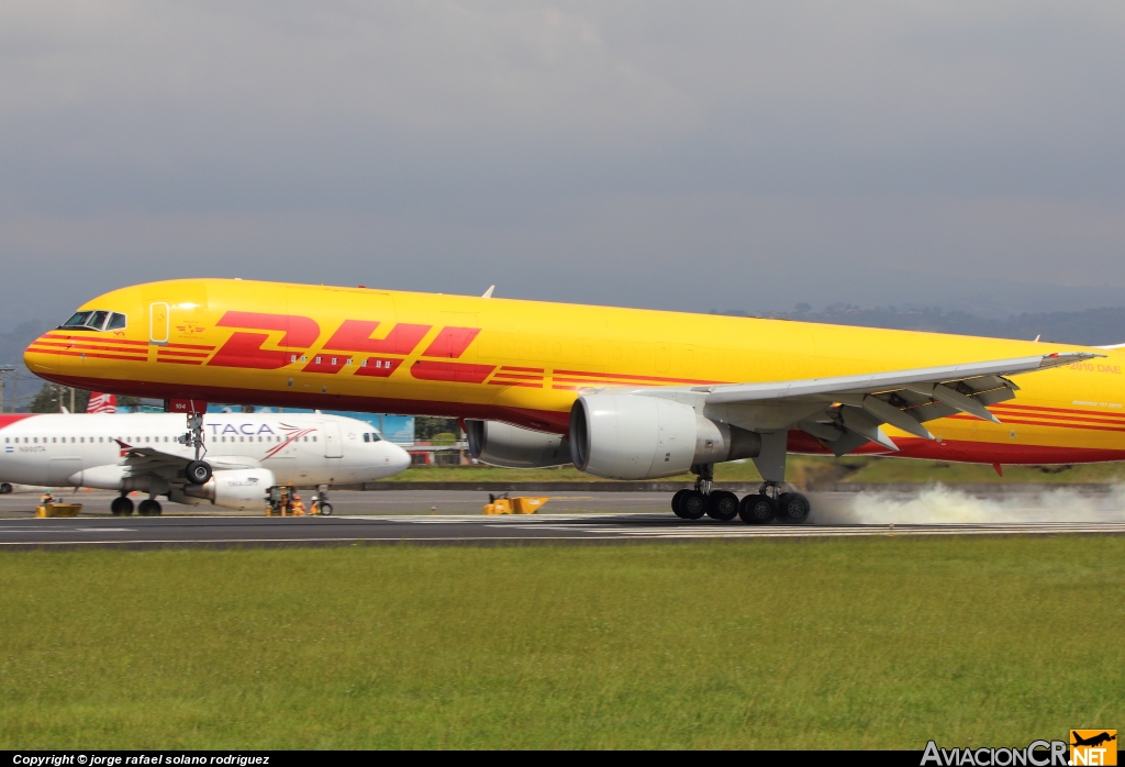HP-2010DAE - Boeing 757-27A(PCF) - DHL Aero Expreso